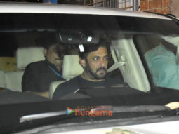 Photos: Salman Khan snapped outside a dubbing studio in Bandra