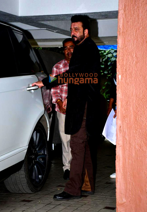 Photos: Sanjay Dutt snapped at a dubbing studio in Khar Photos: Sanjay Dutt snapped at a dubbing studio in Khar