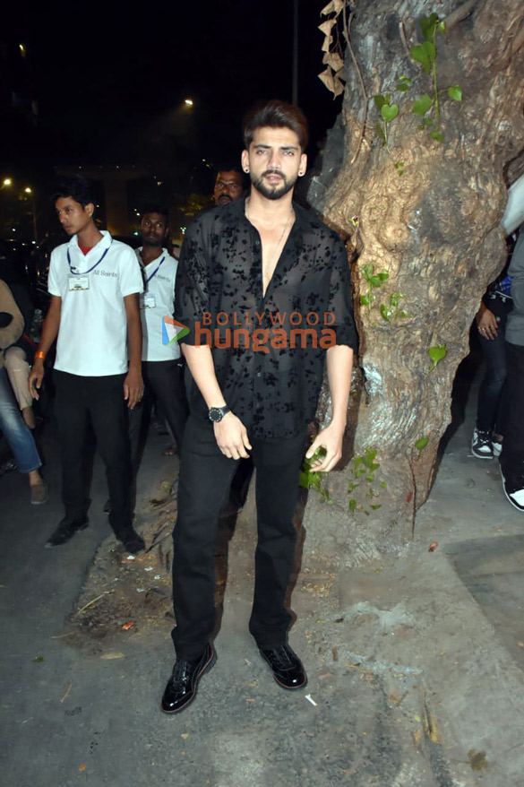 photos sonakshi sinha elnaaz norouzi disha patani and others snapped at a party in khar 1