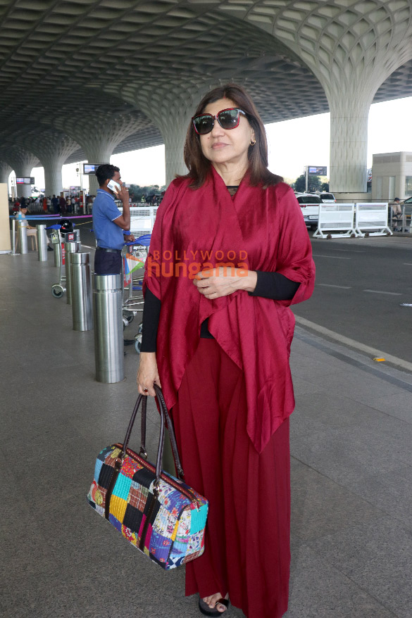 Aishwarya Rai Bachchan pairs her airport look with Rs 2.2 lakh bag. See  pics - India Today