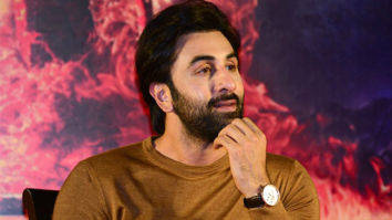 Ranbir Kapoor expresses fear of becoming a senior citizen: “Will I be able to play football with my children?” Ranbir Kapoor expresses fear of becoming a senior citizen: “Will I be able to play football with my children?”
