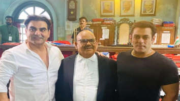 Salman Khan is all smiles as he meets Satish Kaushik, Arbaaz Khan on the sets of Patna Shukla; see photos