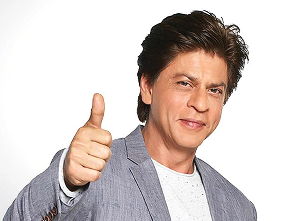 Shah Rukh Khan fans hoot and cheer for the Pathaan star at the Kolkata airport 