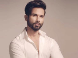 Shahid Kapoor pulls off these cool looks with ease!