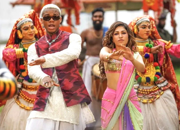 Shut Up stars Tulsi Kumar and KiDi indulge in a fun banter over Indian attire; watch