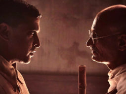 Gandhi Godse – Ek Yudh Motion Poster: It is Deepak Antani vs Chinmay Mandlekar in Rajkumar Santoshi directorial