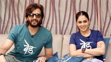 How well do Genelia & Riteish know each other? | Ved
