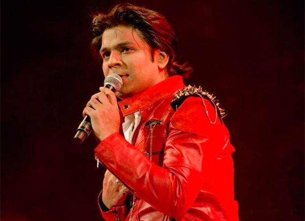 Ankit Tiwari shares his mind on busking not being legal in India; says, "we should respect musicians" 
