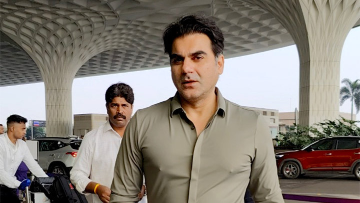 Arbaaz Khan looks super handsome as he poses for paps at the airport ...