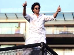 #AskSRK: Pathaan star Shah Rukh Khan says it feels like ‘balancing act’ on the edge of his balcony whenever he greets the fans