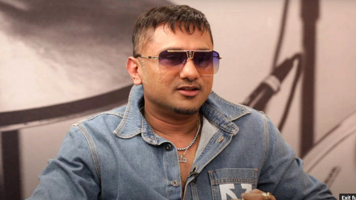 Honey Singh: “Humare Delhi main gharpe jaake sarr fodte hai, beef nahi karte” | Tina Thadani