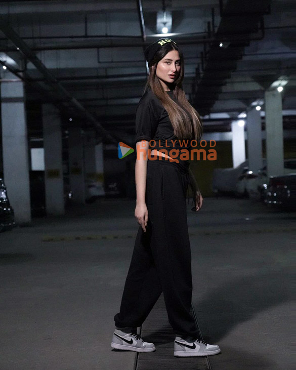mahira sharma 5 2