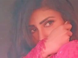 Mouni Roy flaunts her perfectly toned abs in sizzling pink outfit