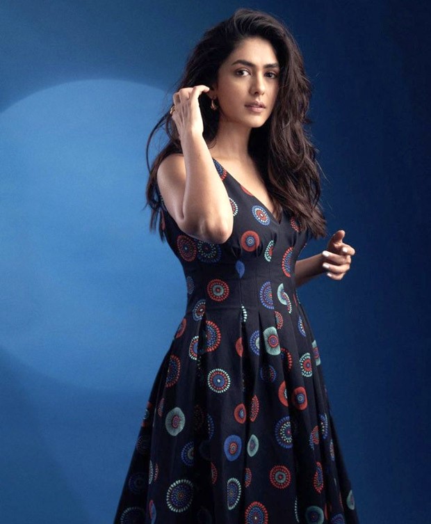 Mrunal Thakur sets the mid-week mood right in pretty Kate Spade floral dress worth Rs.26K