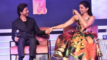 Pathaan couple show off their romance as Shah Rukh Khan sings ‘Aankhon Mein Teri’ for Deepika Padukone