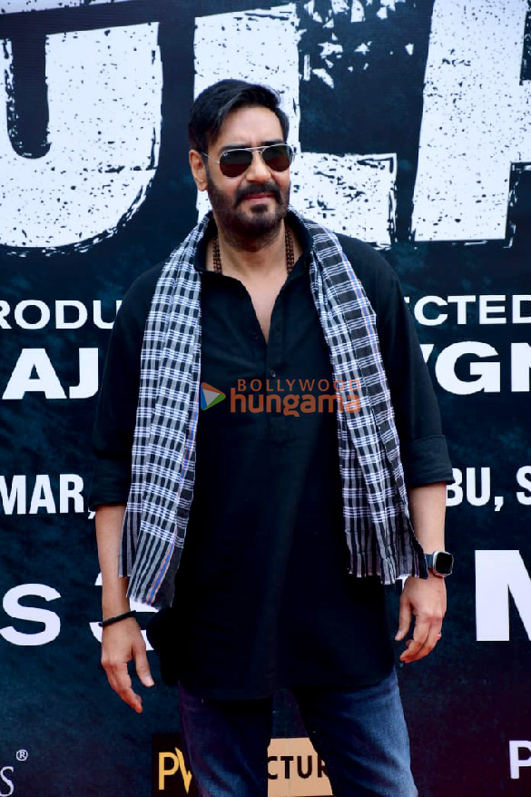 photos ajay devgn tabu and bhushan kumar grace the second teaser launch of bholaa 7