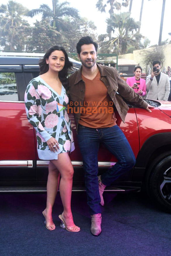 photos alia bhatt and varun dhawan attends the zee cine awards 2023 announcement event 1