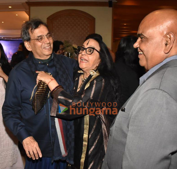 photos celebs attend javed akhtars book launch 008 1