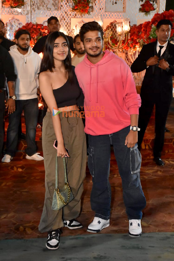 photos celebs attend rrahul kanal and dollys reception in bandra 9