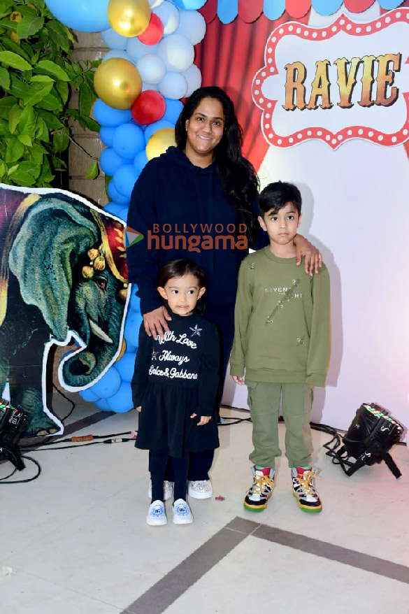 photos celebs grace ekta kapoors son ravies birthday bash in juhu 1