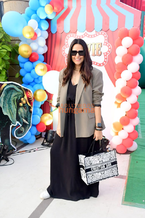 photos celebs grace ekta kapoors son ravies birthday bash in juhu 4