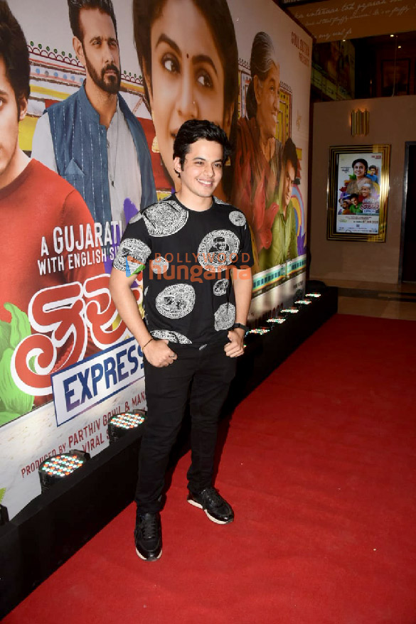 photos celebs grace the premiere of kutch express 4