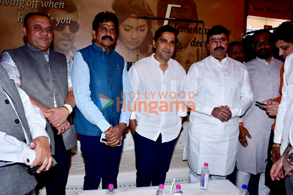 photos celebs grace the screening of gandhi godse ek yudh 3 5