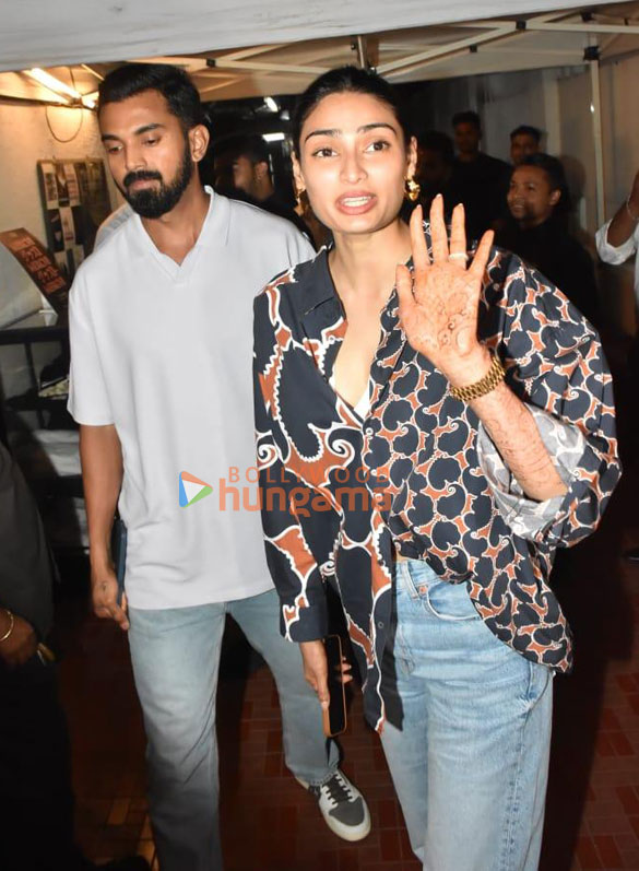 photos k l rahul and athiya shetty snapped outside at izumi in bandra 2