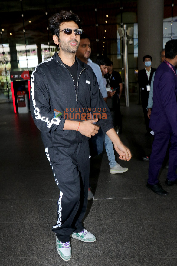 Photos: Kartik Aaryan, Sanjana Sanghi, Giorgia Andriani and others snapped at the airport