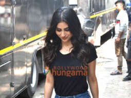 Photos: Mouni Roy snapped post a shoot in Bandra