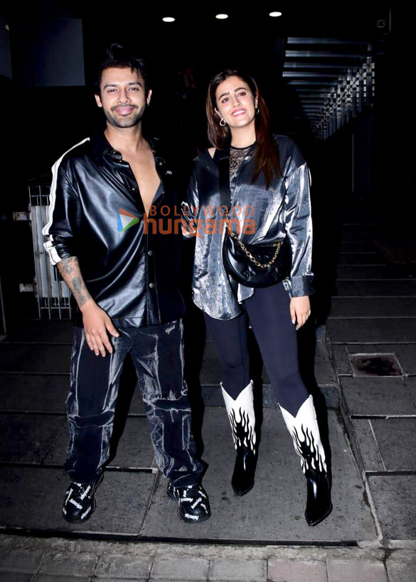 photos nupur sanon and stebin ben spotted at hakkasan in bandra 3