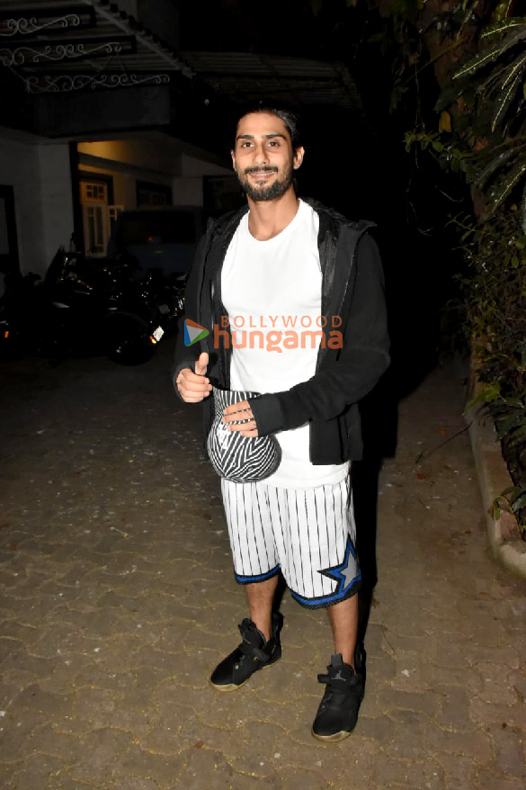 photos prateik babbar at a dubbing studio in bandra 2