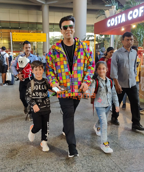 photos ranveer singh deepika padukone and others snapped at the airport 889900 2