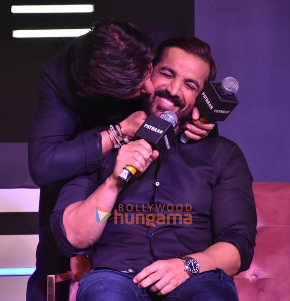 photos shah rukh khan deepika padukone john abraham and siddharth anand attend the press conference and success celebration of pathaan 1122 3