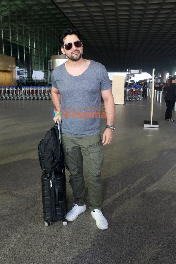 photos sidharth malhotra shefali jariwala krystle dsouza and others snapped at the airport 3
