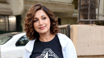 Photos: Sonali Bendre snapped at Kromakay Salon in Juhu