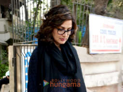 Photos: Sonali Bendre snapped in Juhu
