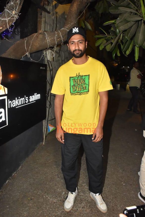 photos vicky kaushal snapped at hakim aalims salon 3 2