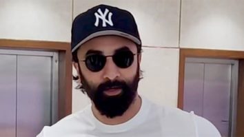 Ranbir Kapoor flabbergasts us by his looks