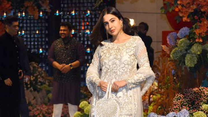 Sara Ali Khan looks gorgeous as she walks in with Manish Malhotra for Anant  Ambani's engagement ceremony | Images - Bollywood Hungama