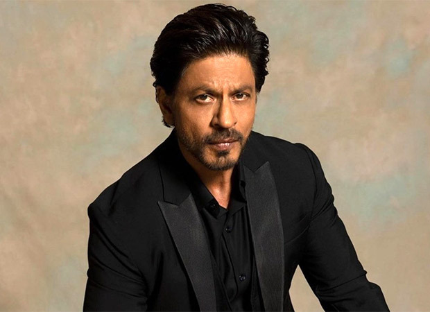 Shah Rukh Khan gives a witty reply to netizens asking him for OTP; Mumbai police supports him in the same quirky way : Bollywood News