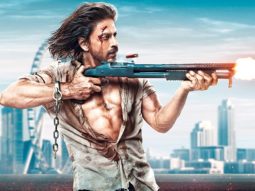 Shah Rukh Khan says ‘hum sab Bharat ke santaan hain’ to a fan who applauds Pathaan as a film that transcends everything