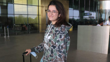 Shirley Setia flaunts her perfect smile for paps at the airport