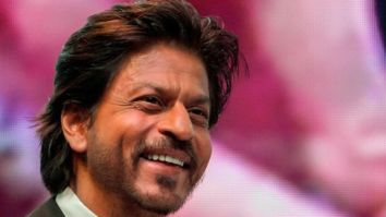#AskSRK: Twitterati asks Shah Rukh Khan his fees for Pathaan; his response will leave in splits!