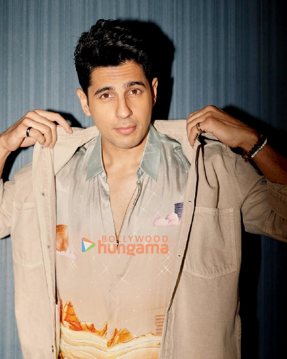 sidharth malhotra 4 8