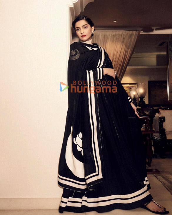 sonam kapoor ahuja 1 27