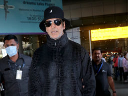 Spotted: Akshay Kumar at airport, returns for Selfiee trailer launch