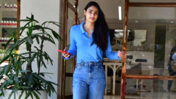Athiya Shetty rocks the casual look as she gets clicked in the city