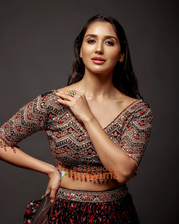 nikita dutta 4 18
