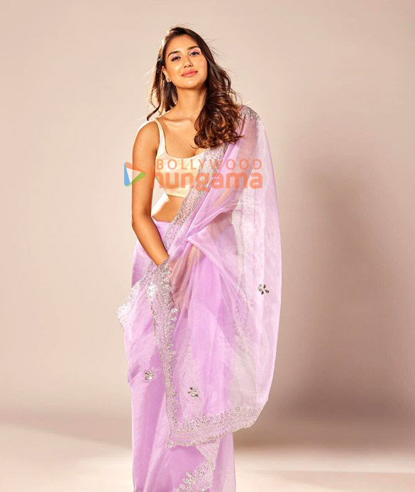 nikita dutta 4 23